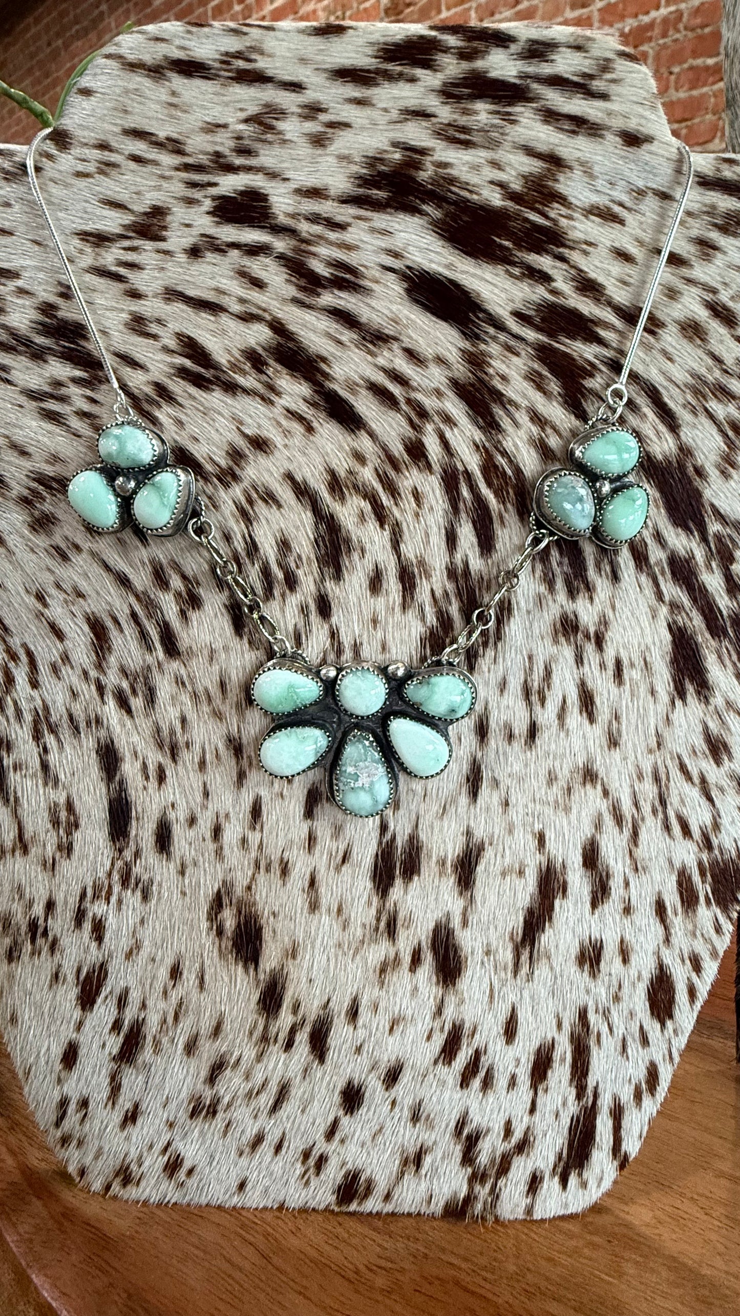 Paloma Variscite turquoise with 16” paper chain